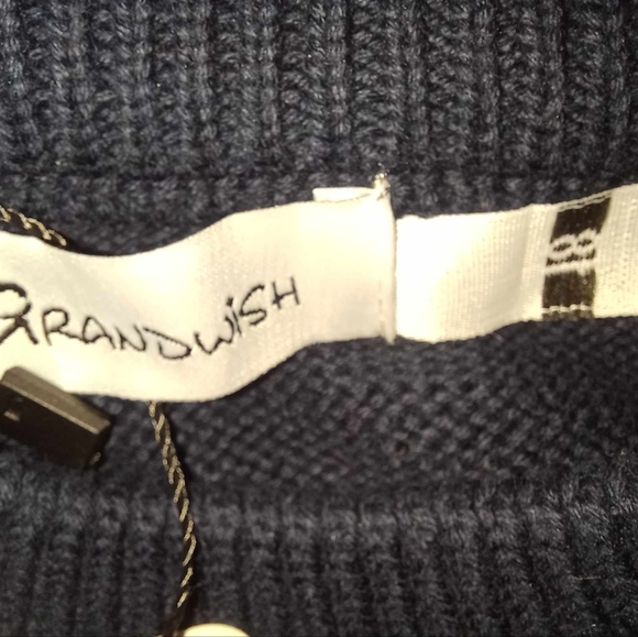 Boys sweater - Picture 2 of 4